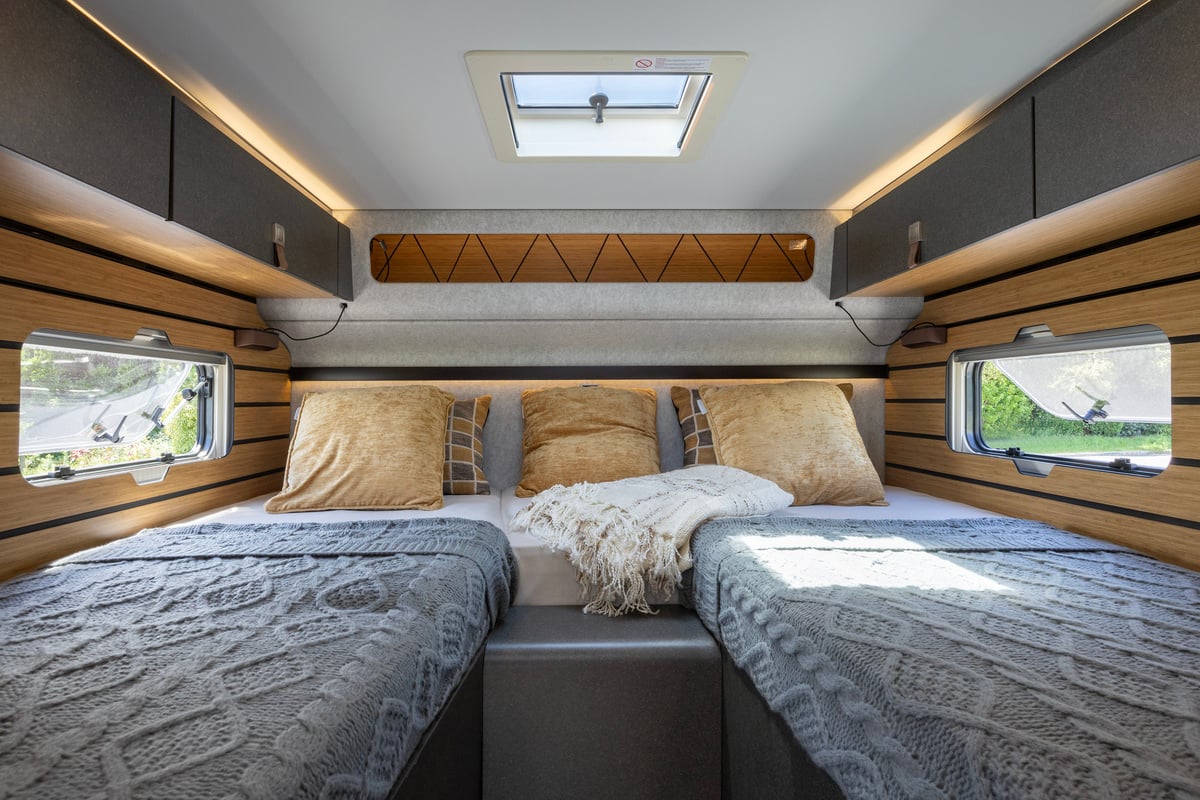 The bedroom of the HYMER CrossOver motorhome