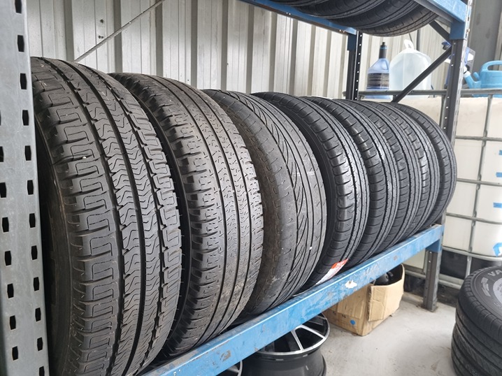 A set of tyres