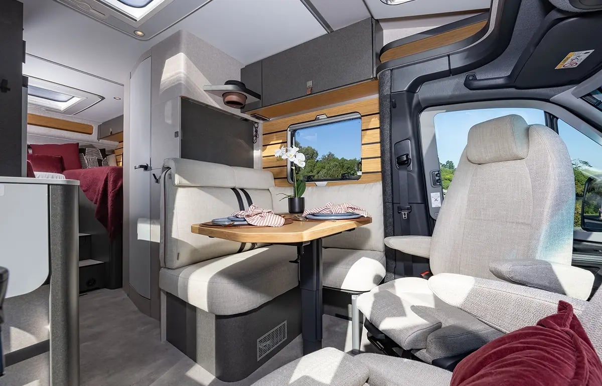 Hymer T580 Dining Room