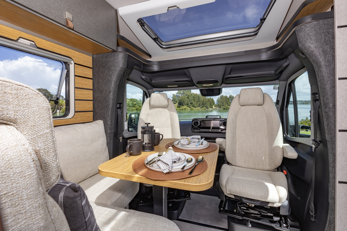 Wilderness 2025 HYMER ML-T CrossOver motorhome dining area